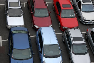 Peste 73.000 de români şi-au luat maşini second hand