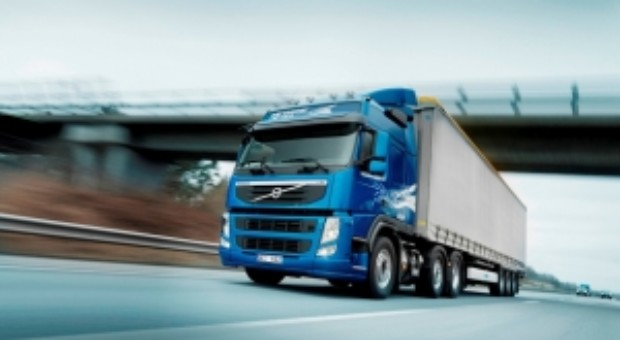 Noul Volvo FM MethanDiesel disponibil in curand la showroom-urile Volvo Romania