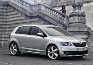 2014-Skoda-Fabia-front-right