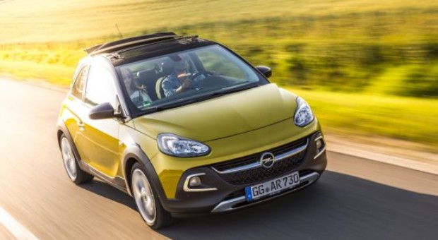 Un mini-crossover lansat de Opel: noul Opel ADAM ROCKS