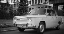 Renașterea Mașinilor Retro: Descoperirea Oportunităților de Investiții în Mașinile Vintage