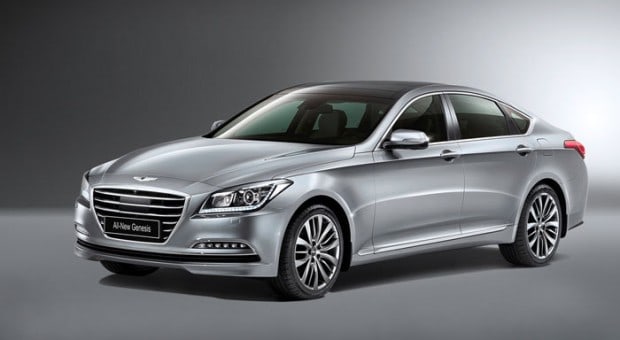 Hyundai Genesis, oferă un nivel înalt de confort şi performanţă