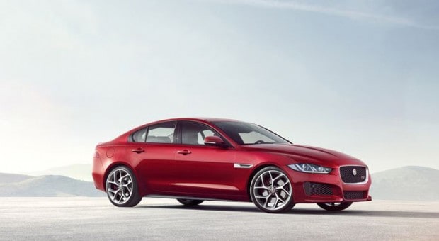 XE, cel mai nou model Jaguar, a fost prezentat în cadrul Salonului Auto de la Paris