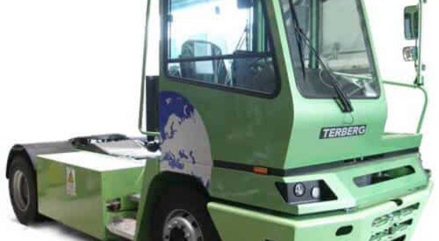 Primul camion electric de 40 de tone pentru transport pe trasee urbane
