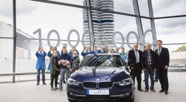 Livrarea modelului BMW Seria 3 Sedan cu numărul 10 milioane la BMW Welt din München