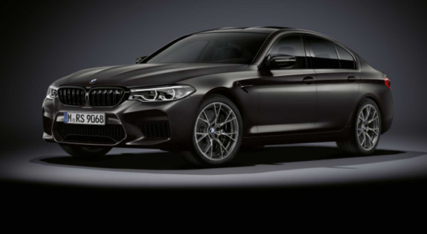 BMW M5 editia aniversara ’35 Years’