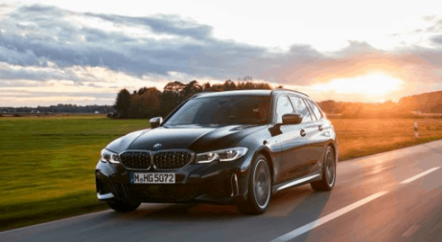 Noul BMW M340i xDrive Touring